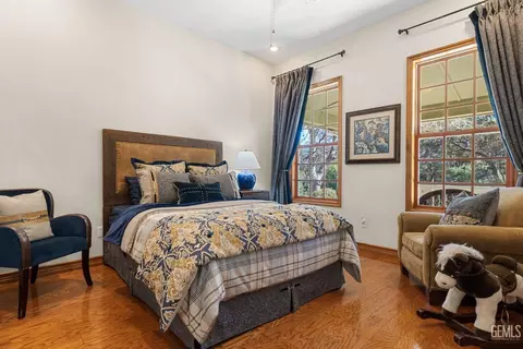 Bedroom - 28701 Silverberry Ct, Keene, CA 93531 photo 5 of 11