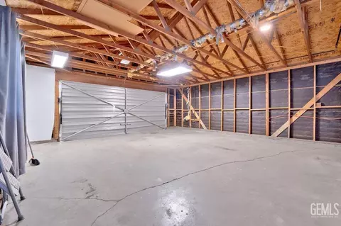 20404 Sierra Ave, Tehachapi, CA 93561 photo 21