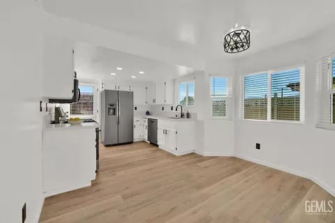 20404 Sierra Ave, Tehachapi, CA 93561 photo 7