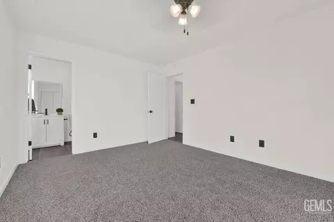 20404 Sierra Ave, Tehachapi, CA 93561 photo 15