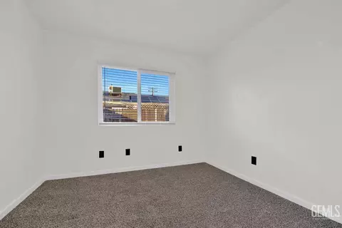 20404 Sierra Ave, Tehachapi, CA 93561 photo 12