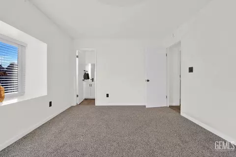 20404 Sierra Ave, Tehachapi, CA 93561 photo 17