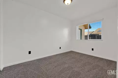 20404 Sierra Ave, Tehachapi, CA 93561 photo 10