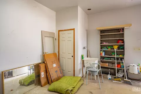 27509 Pine St, Taft, CA 93268 photo 30