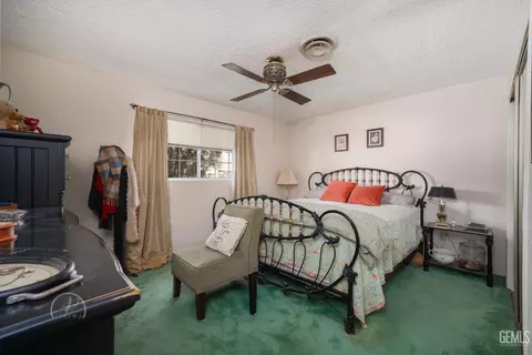 27509 Pine St, Taft, CA 93268 photo 9