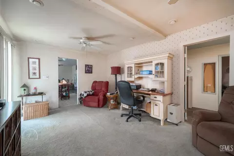 27509 Pine St, Taft, CA 93268 photo 17