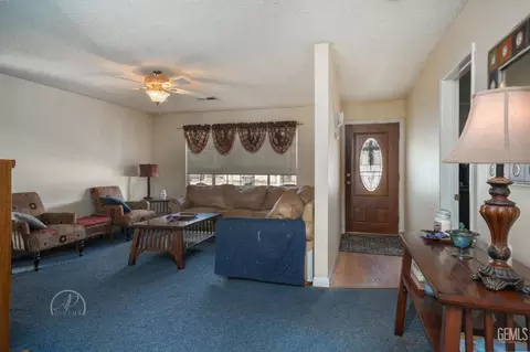 27509 Pine St, Taft, CA 93268 photo 5