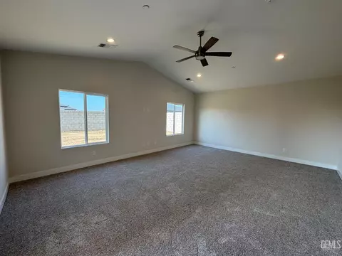 16725 Pinecrest Ct, Bakersfield, CA 93314 photo 13