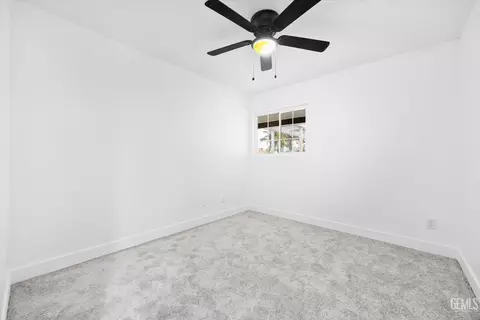 Bedroom - 274 Olson Ave, Shafter, CA 93263 photo 3 of 5