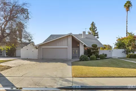 6416 Landfair Dr, Bakersfield, CA 93309