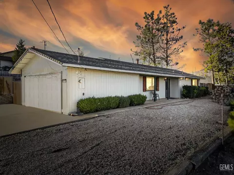 22401 Willow Pl, Tehachapi, CA 93561 photo 1