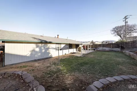 22401 Willow Pl, Tehachapi, CA 93561 photo 23