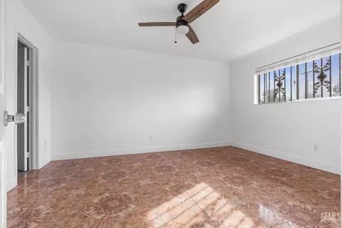 2025 9th Ave, Delano, CA 93215 photo 18