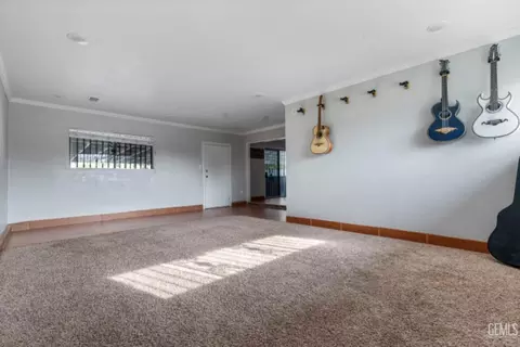 2025 9th Ave, Delano, CA 93215 photo 21