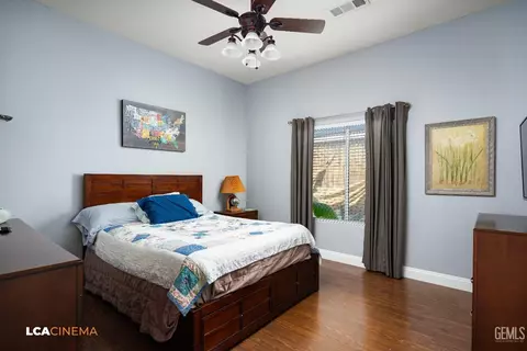 Bedroom - 10548 Titanium, Taft, CA 93268 photo 4 of 4