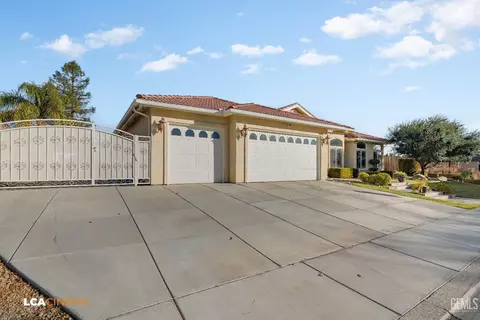 Exterior - 10548 Titanium, Taft, CA 93268 photo 3 of 7