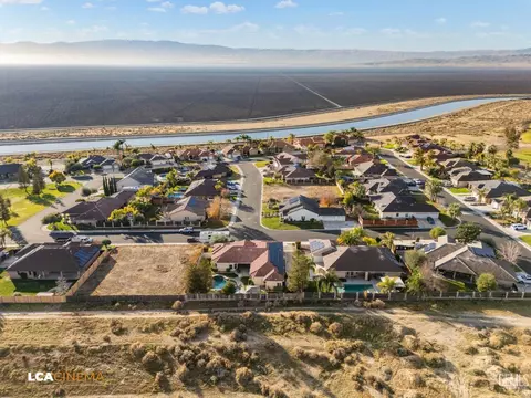 View/Area - 10548 Titanium, Taft, CA 93268 photo 8 of 9