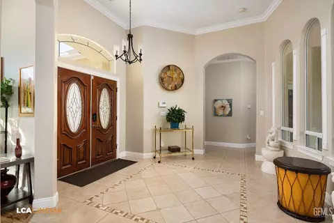 Entry Way - 10548 Titanium, Taft, CA 93268 photo 2 of 2