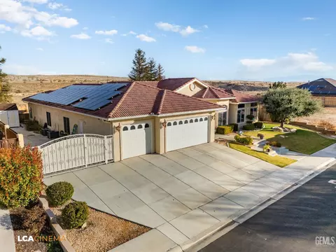 View/Area - 10548 Titanium, Taft, CA 93268 photo 3 of 9