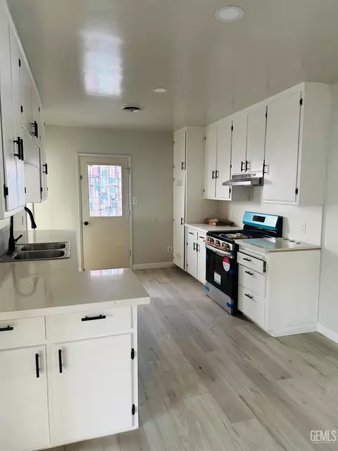 Kitchen - 1608 17th Ave, Delano, CA 93215 photo 1 of 2