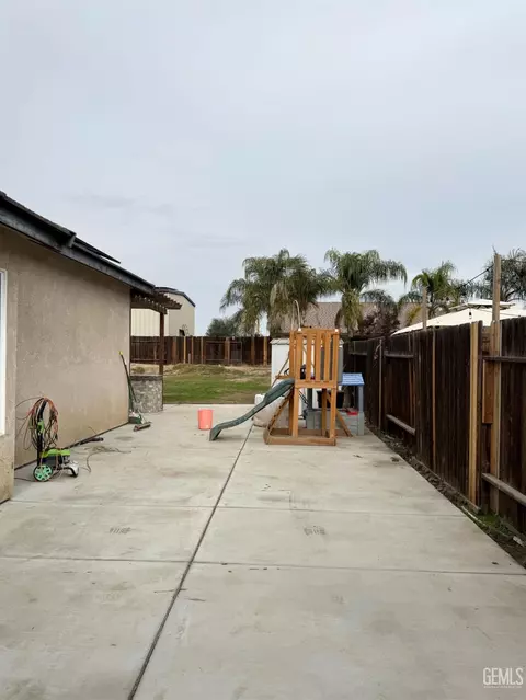 Exterior - 12018 Copernicus Ave, Bakersfield, CA 93312 photo 4 of 5