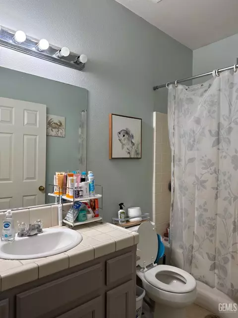Bath - 12018 Copernicus Ave, Bakersfield, CA 93312 photo 2 of 2
