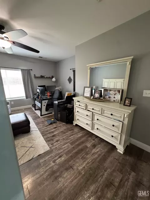 Entry Way - 12018 Copernicus Ave, Bakersfield, CA 93312 photo 1 of 1