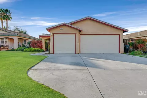 3927 Parma Ct, Bakersfield, CA 93308