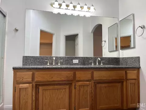104 James Ave, Taft, CA 93268 photo 21