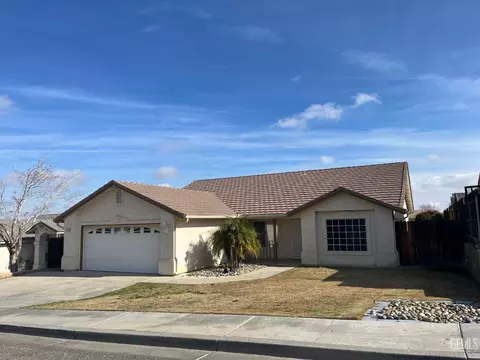 104 James Ave, Taft, CA 93268 photo 1