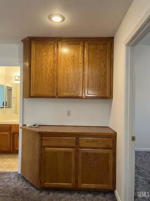 104 James Ave, Taft, CA 93268 photo 17
