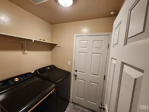 Other - 600 Aussie Ave, Bakersfield, CA 93307 photo 3 of 7