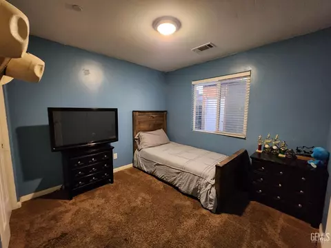 Other - 600 Aussie Ave, Bakersfield, CA 93307 photo 4 of 7