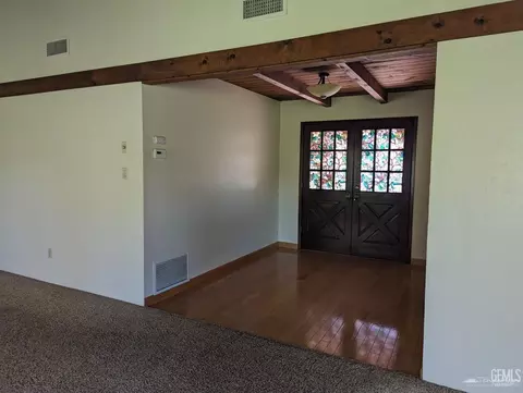 24081 Basin Harbor Ct, Tehachapi, CA 93561 photo 2