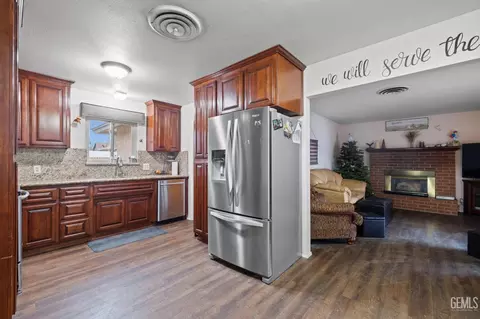 759 Fir St, Taft, CA 93268 photo 8