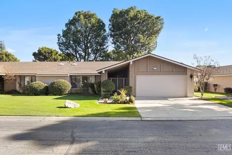 2000 Ashe Rd #35, Bakersfield, CA 93309