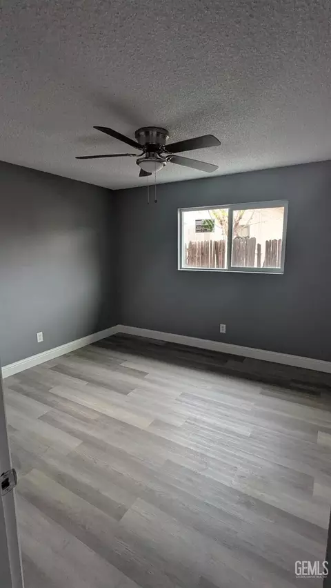 103 Pierce St, Taft, CA 93268 photo 9