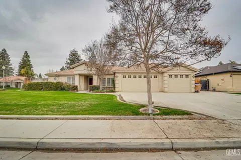 10608 Mersham Hill Dr, Bakersfield, CA 93311