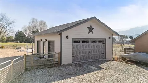 24101 Basin Harbor Ct, Tehachapi, CA 93561 photo 8