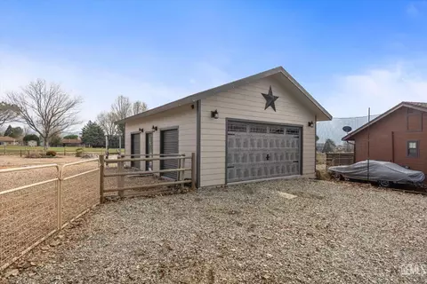 24101 Basin Harbor Ct, Tehachapi, CA 93561 photo 32