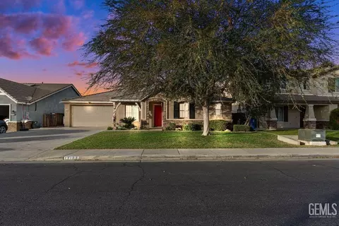 12108 Sundance Canyon Dr, Bakersfield, CA 93312