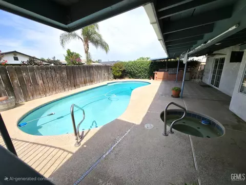 Exterior - 1301 5th Pl, Delano, CA 93215 photo 4 of 5