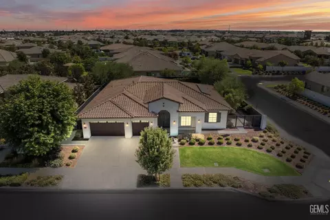 11829 Loden Dr, Bakersfield, CA 93311