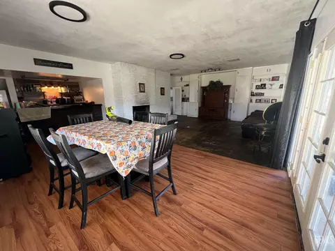 115 E San Emidio St, Taft, CA 93268 photo 3