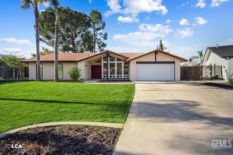 901 Elsey St, Bakersfield, CA 93309