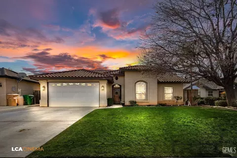 329 Berry Meadow Way, Bakersfield, CA 93308