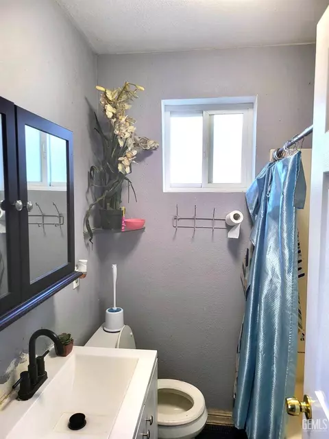 700 Buchanan St, Taft, CA 93268 photo 7