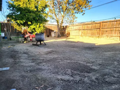 700 Buchanan St, Taft, CA 93268 photo 11