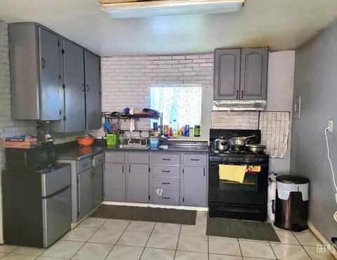 700 Buchanan St, Taft, CA 93268 photo 6