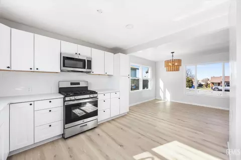 Other - 215 E Lucard St, Taft, CA 93268 photo 3 of 4